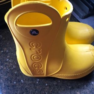 Kids rain boots